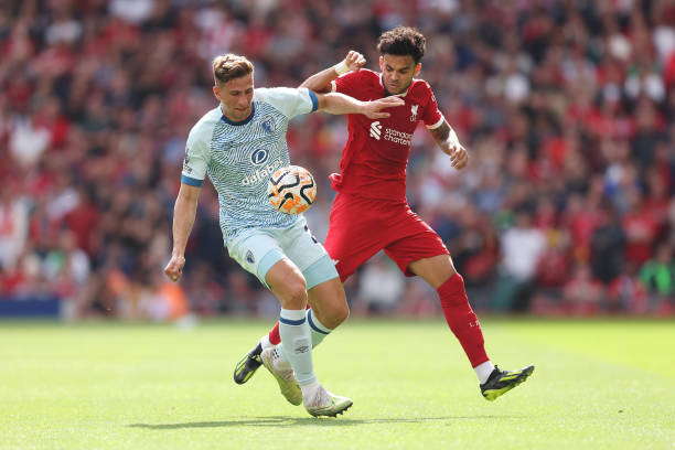 强席位中已 强席位中已